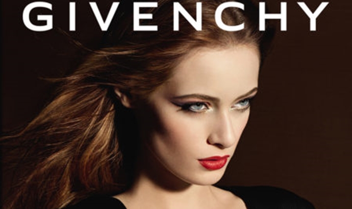 GIVENCHY